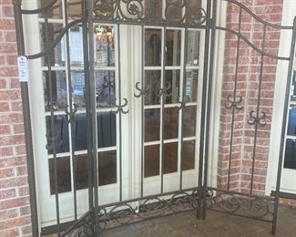 Iron gate