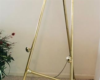 Gold tone easel