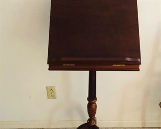 Bombay Company Cherry Lectern Podium Pedestal Library Book Music Stand Easel 