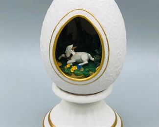 Vintage 1987 Franklin Mint The Enchanted Garden Of Romance Egg -Unicorn