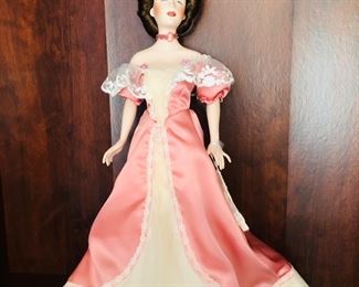 FRANKLIN MINT HEIRLOOM PORCELAIN DOLL,22"H (GIBSON GIRL)