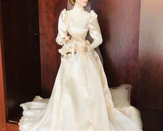 
Franklin Mint Heirloom Gibson Girl Bride Porcelain Doll 22"