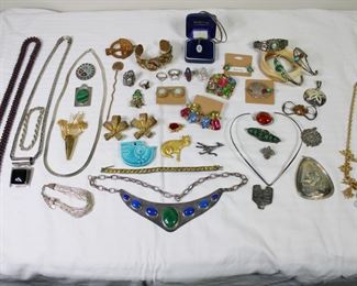 Some nicer vintage costume and sterling silver jewelry including garnets and sterling silver
