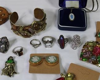 Fun rings and braclet