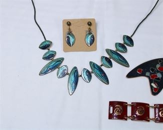 Fantastic Mid Century Atomic Fish style necklace and earrings in enamel on copper by Robert and Audrey Engstrom