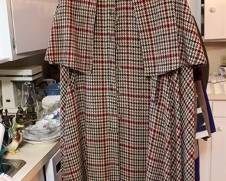 Two piece Inverness cape in wool tweed, Sherlock Holmes, here we come!