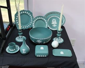 Wedgwood Cream Color on Spruce Green Jasperware