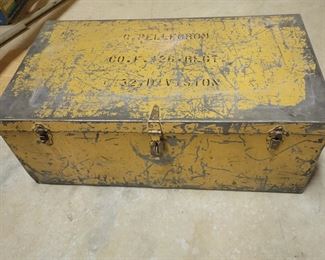 Vintage Metal  Trunk 