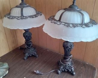 Beautiful Metal and Frosted Glass Lamp Set