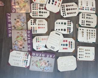 Vintage cards that salesman buttons