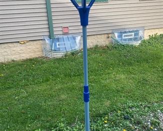 Portable plastic clothes hanger
62”