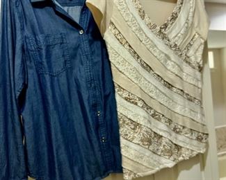 Women’s shirts all sizes White House Belk Market, Chicos and more