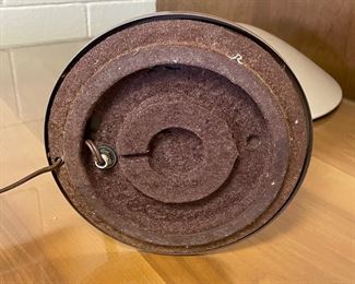 Gerald Thurston flying saucer desk lamp by Lightolier in all original condition, please view all photographs!