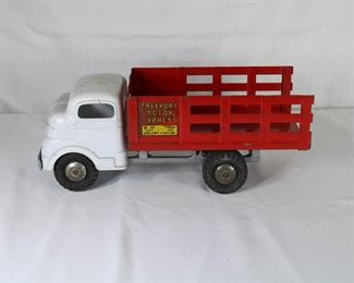 Anther view of Freeport Motor Express Truck by Structo Toys