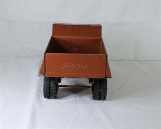 Rear view of 1957 Tonka Toys Hydraulic Dump Truck