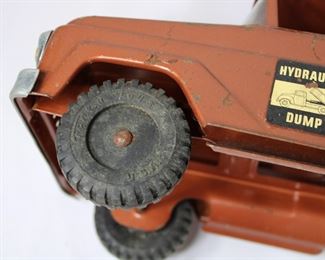 Detail on original tires