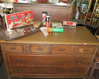 Berkey and Gay dresser, with mirror, needs restoration