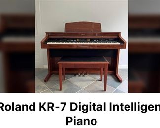 Roland KR7 Piano