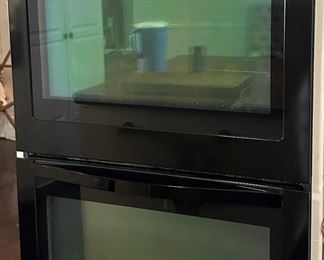 Large Appliances - Whirlpool Double Oven