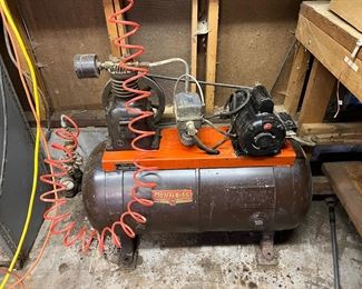 DeVilbliss air compressor