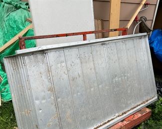 Aluminum platform and sheet rock dolly