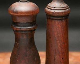 Macina Temperata CC Wooden Salt & Pepper Shakers
