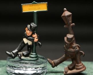 Cast Iron Drunk Man On Light Post Figurine
