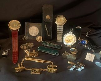 "Farm Life: Horsin' Around" in Aiken, SC Starts Closing Fri 5/19 at 8pm. Pickup is Sat 5/20 12-5pm. Please click here to see more photos, descriptions, and current bids: https://ctbids.com/estate-sale/21716