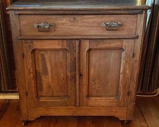 "Farm Life: Horsin' Around" in Aiken, SC Starts Closing Fri 5/19 at 8pm. Pickup is Sat 5/20 12-5pm. Please click here to see more photos, descriptions, and current bids: https://ctbids.com/estate-sale/21716