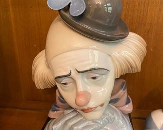 LLadro Pensive Hat Clown on Base