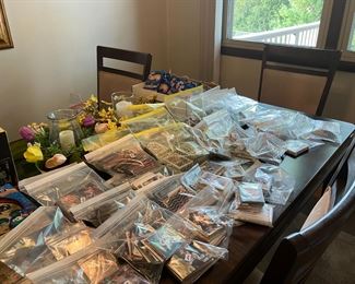 BASEBALL CARDS huge collection many loose cards many sealed packs