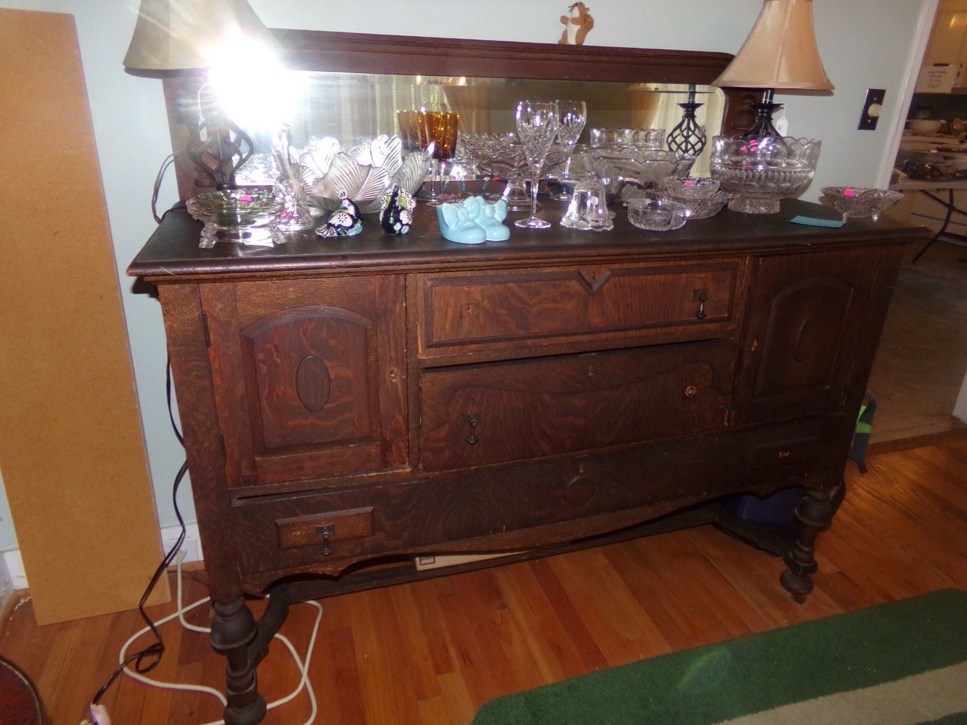 Antique Furniture and lots of Collectibles starts on 5/19/2023