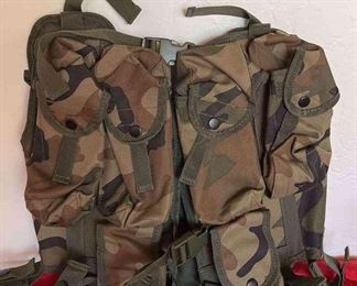Multiple UTG Multifunctional Tactical Vests Camo 