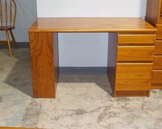 Nice Wooden Office Desk with 3 Drawers and Built in Book Shelf