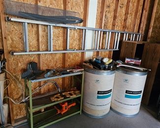 Extension ladder; bookcases; hedge trimmer