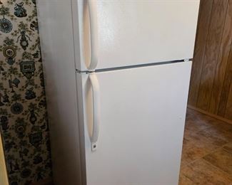 Frigidaire 66 1/2" H x 30" W x 29 3/4"D