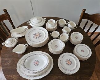Cannonburg China dish set