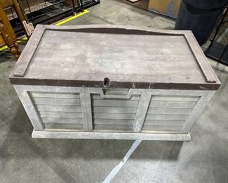 Outdoor storage bench 45 x 22 x 22 with hose