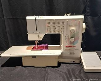 Nice Bernina 1990s Quilters Edition Sewing Machine
