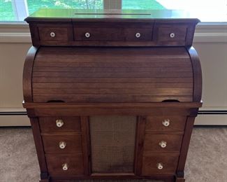 Unique roll top vintage stereo 