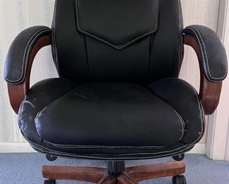Comfortable Office Chair 