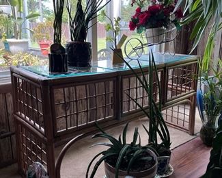 Cool rattan console 