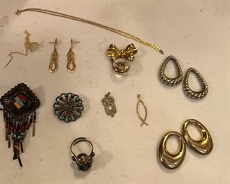 The owl is James Avery