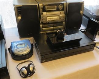 Aiwa shelf system stereo