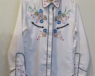 Scully women's vintage pearl snap button shirt - size small