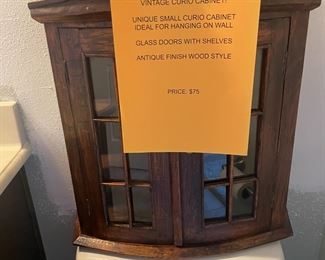 CURIO CABINENT FOR WALL