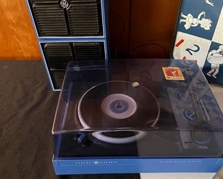 GE youth stereo record player  works 