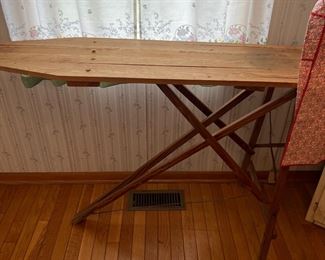 Wood ironing board 