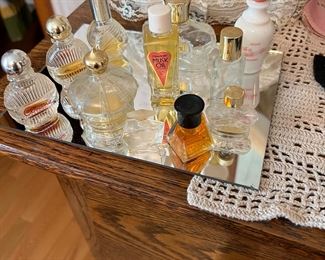 Mini perfume bottles 