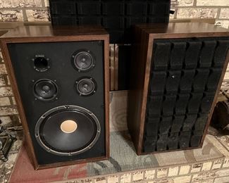 Sonic Speakers